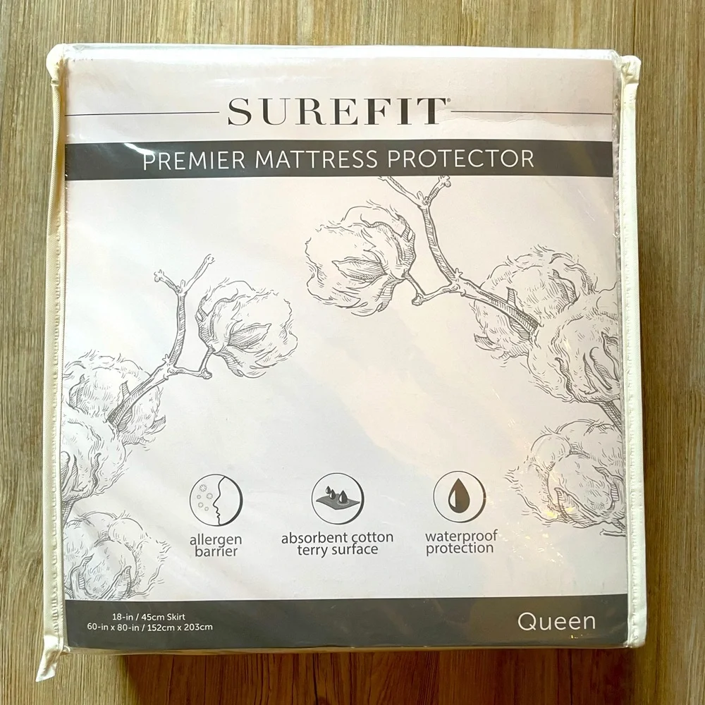 QUEEN mattress protector